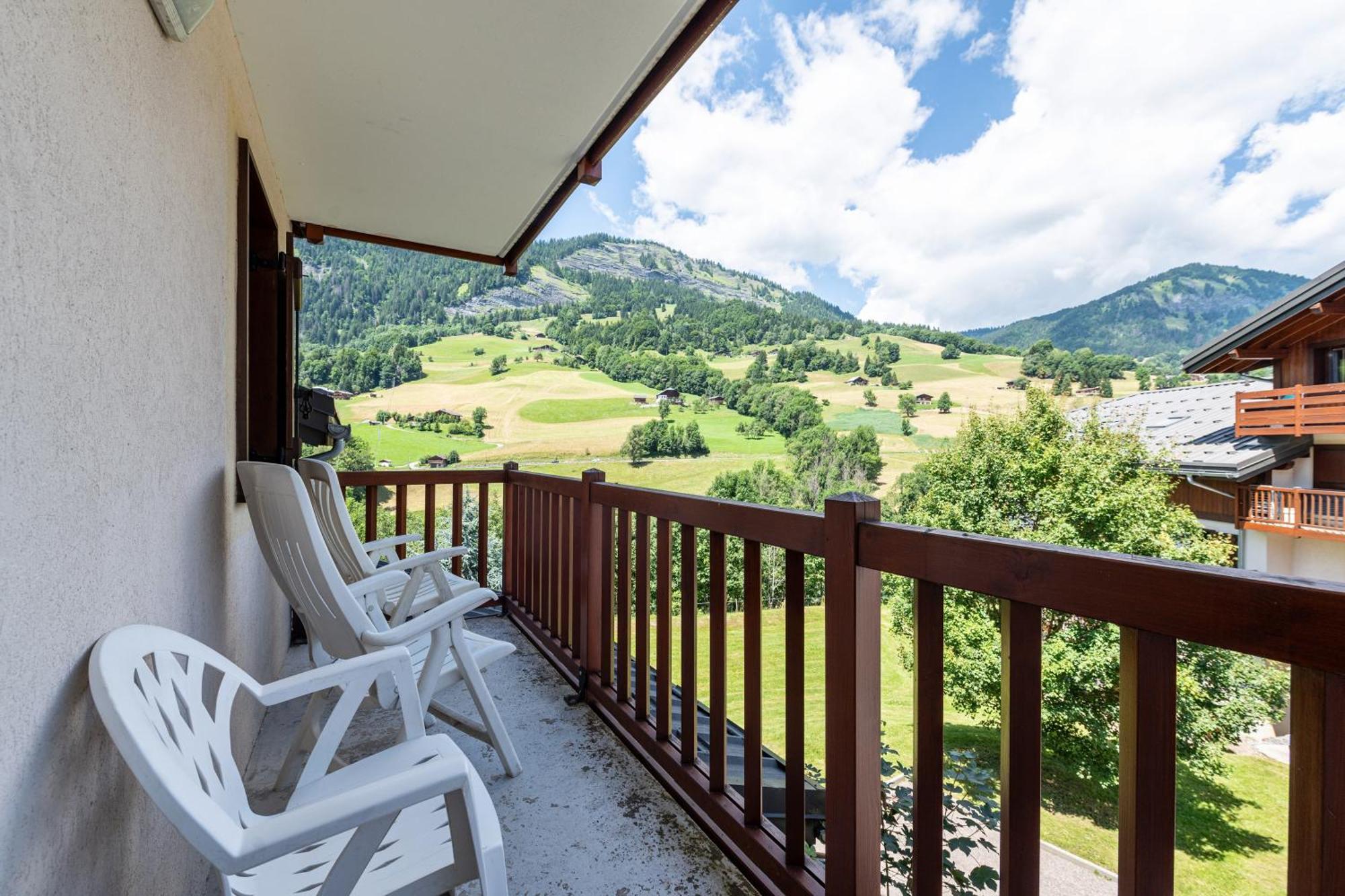 Chez Florent - Appt Vue Montagne Avec Piscine Flumet Exterior photo